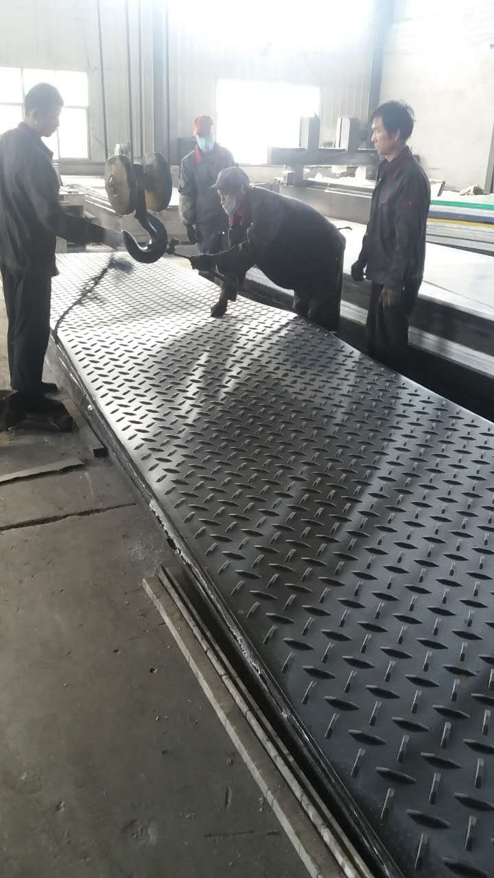 temporary road mat